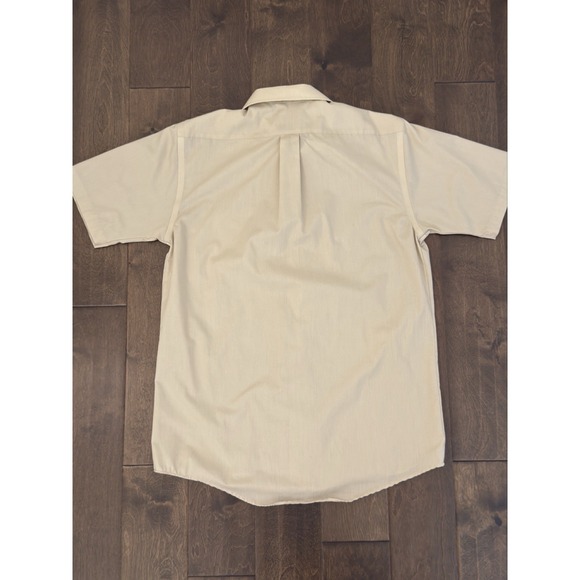 Stafford Mens Size 15.5 Short‎ Sleeve Button Down Tan Beige Shirt Wrinkle-Free - Picture 6 of 6